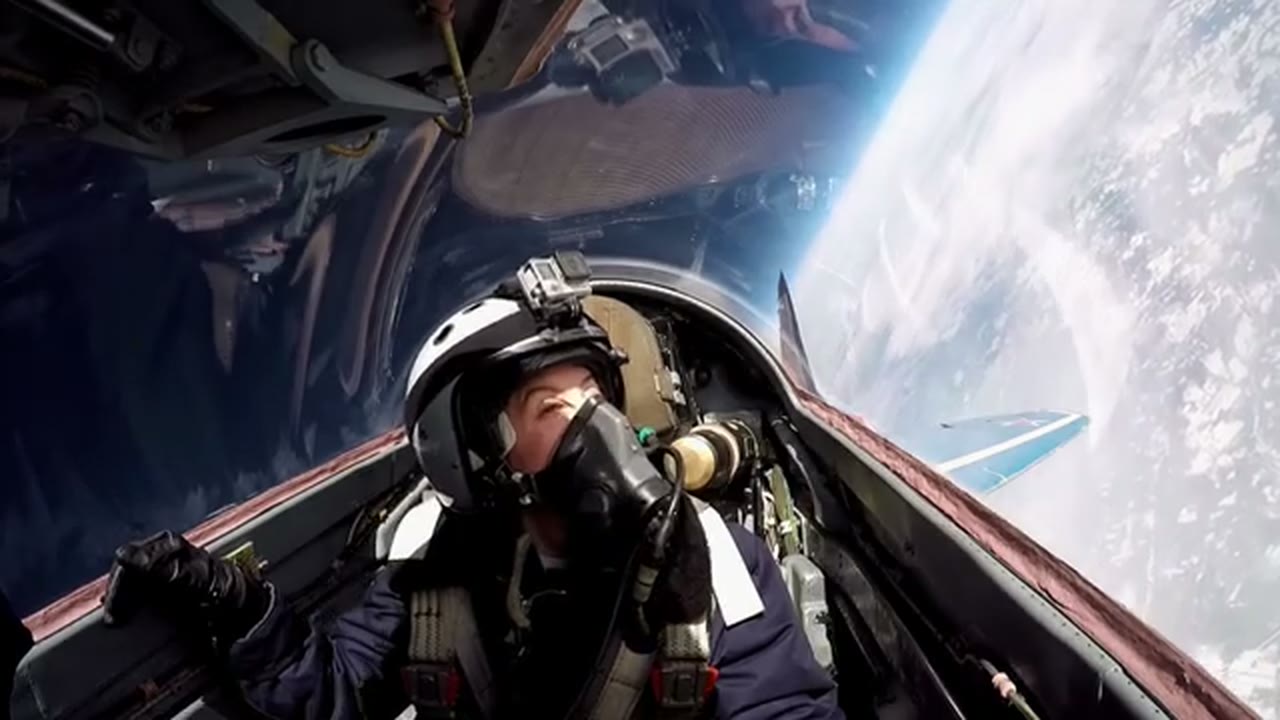宇宙サービス事業 — MIG戦闘機で成層圏へ